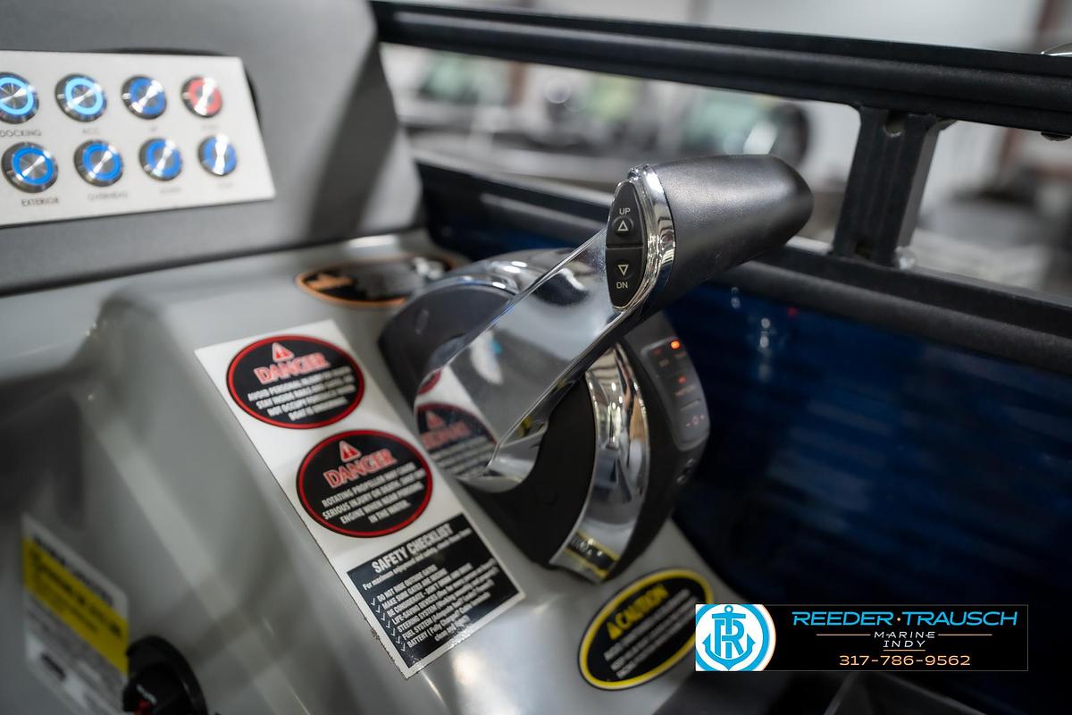 Used 2020 Harris Solstice