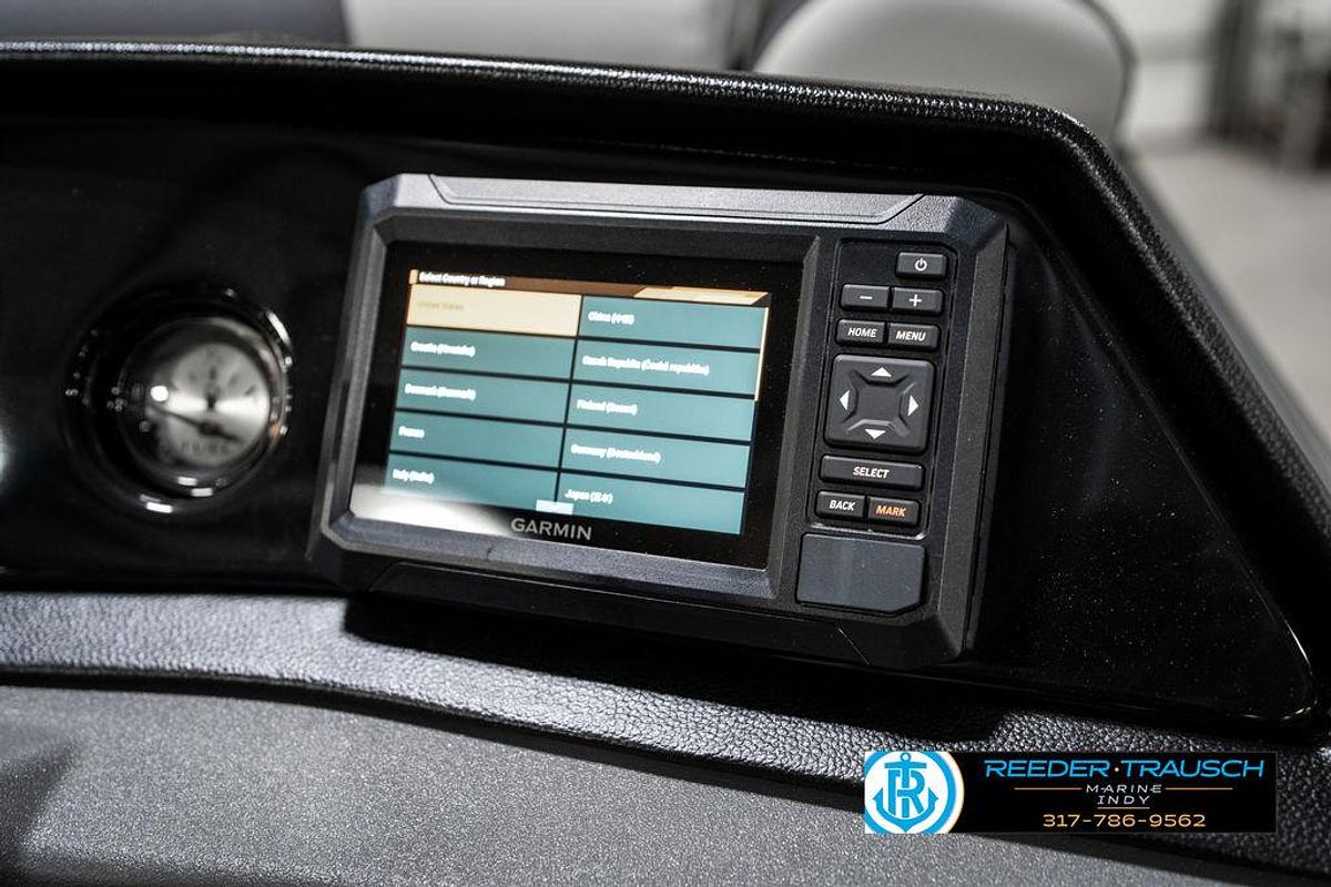 2025 Bennington 22 SSB