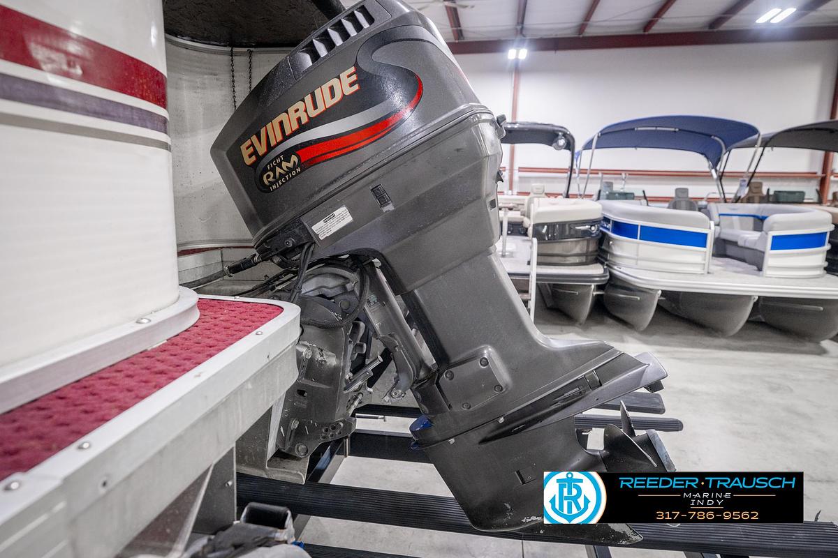 Used 2001 Sweetwater SW2221WR