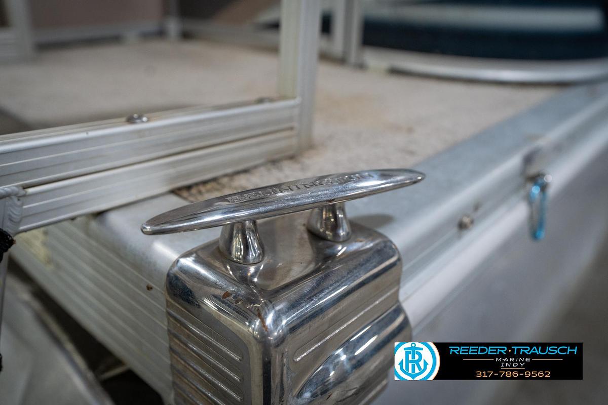 Used 2004 Bennington 20 SL