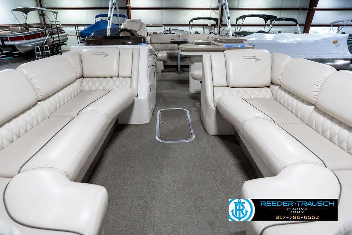 Used 2014 Bennington 25 RCB