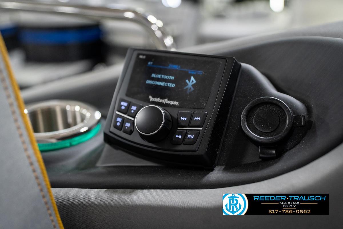 2025 Bennington 25 QSBW