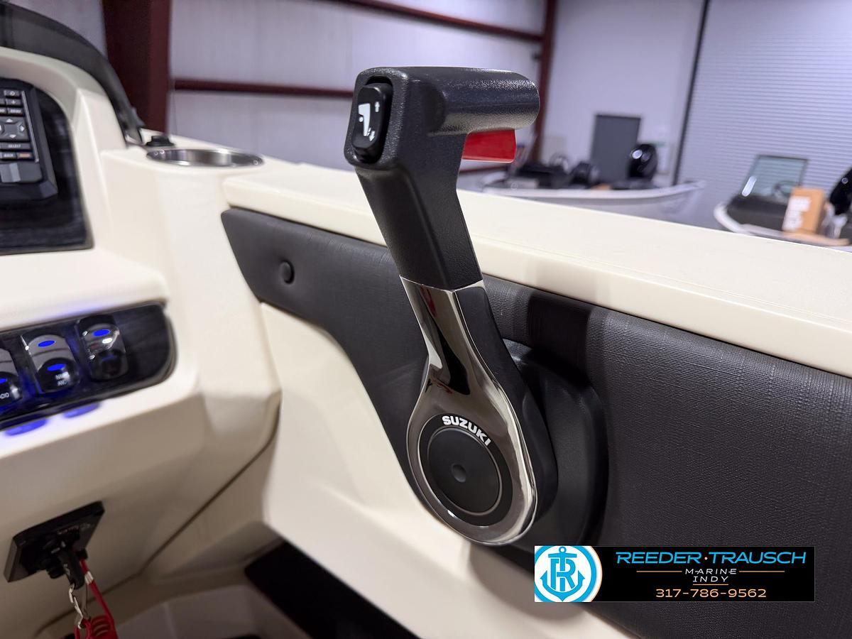 Used 2025 Avalon LSZ 2385 CRB