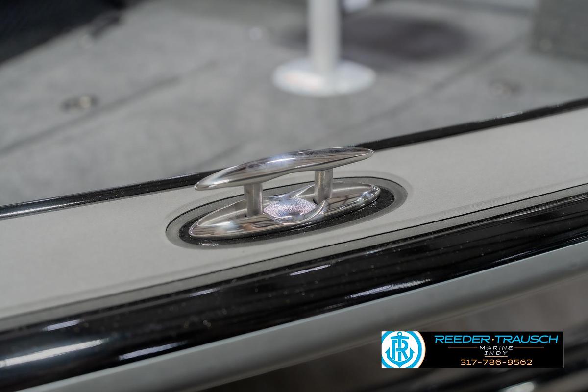 2026 Lund 1975 Pro V Sport