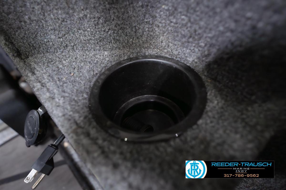 Used 2020 Lund 1875 Pro V Bass