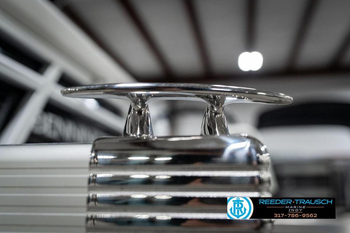 2025 Bennington 22 SSB