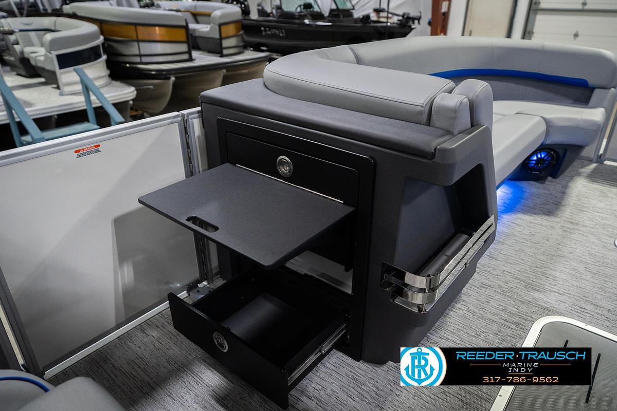 2026 Bennington 24 MOFB