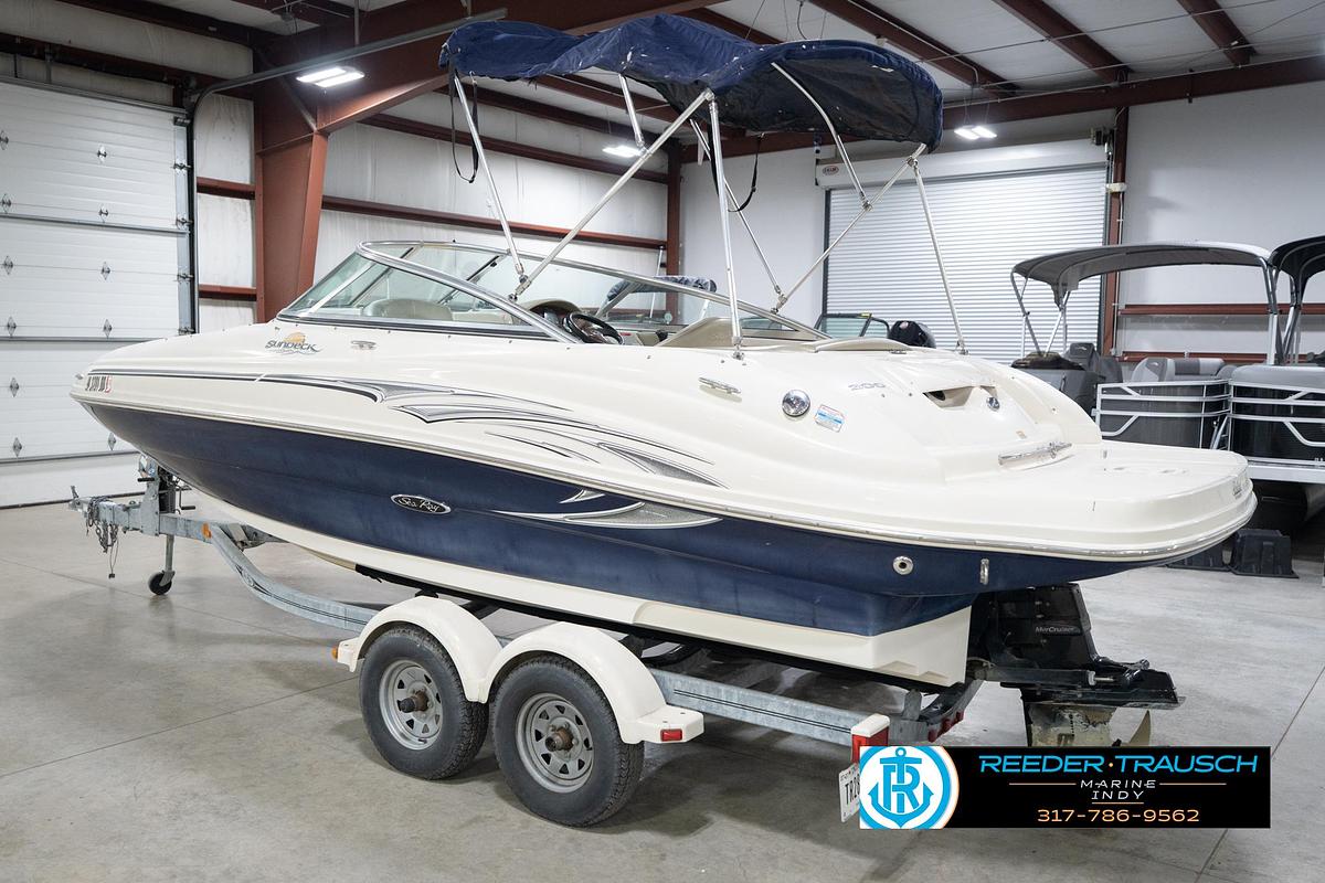 Used 2005 Sea Ray 200 Sun Deck