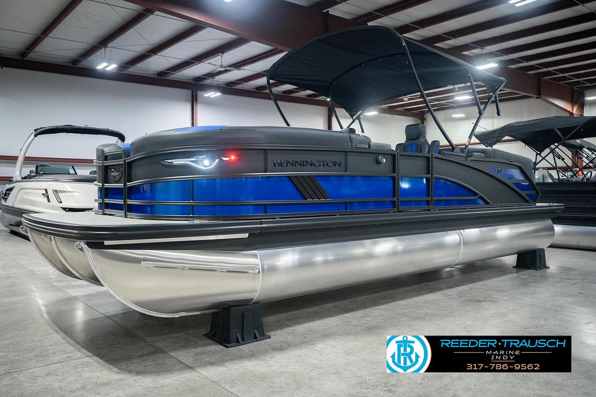 2027 Bennington 24 MFB