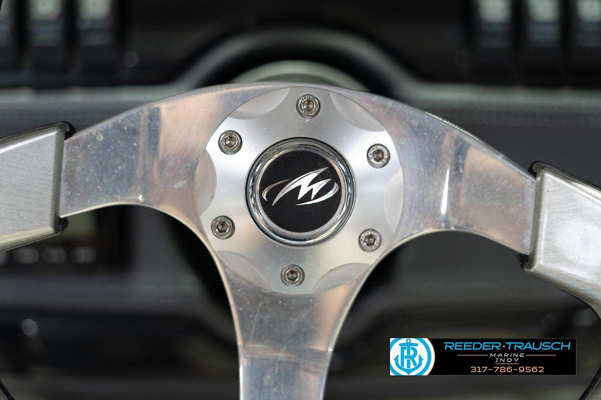 Used 2014 Monterey 204 FS