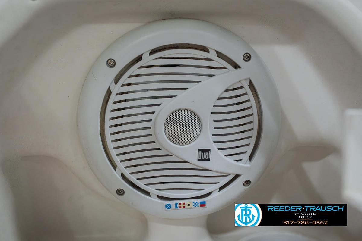 Used 2002 Hurricane SS232