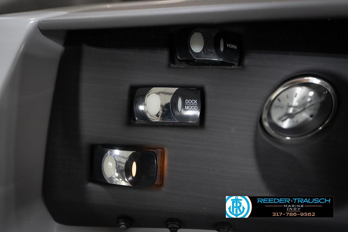 Used 2023 Bennington 22 LSR