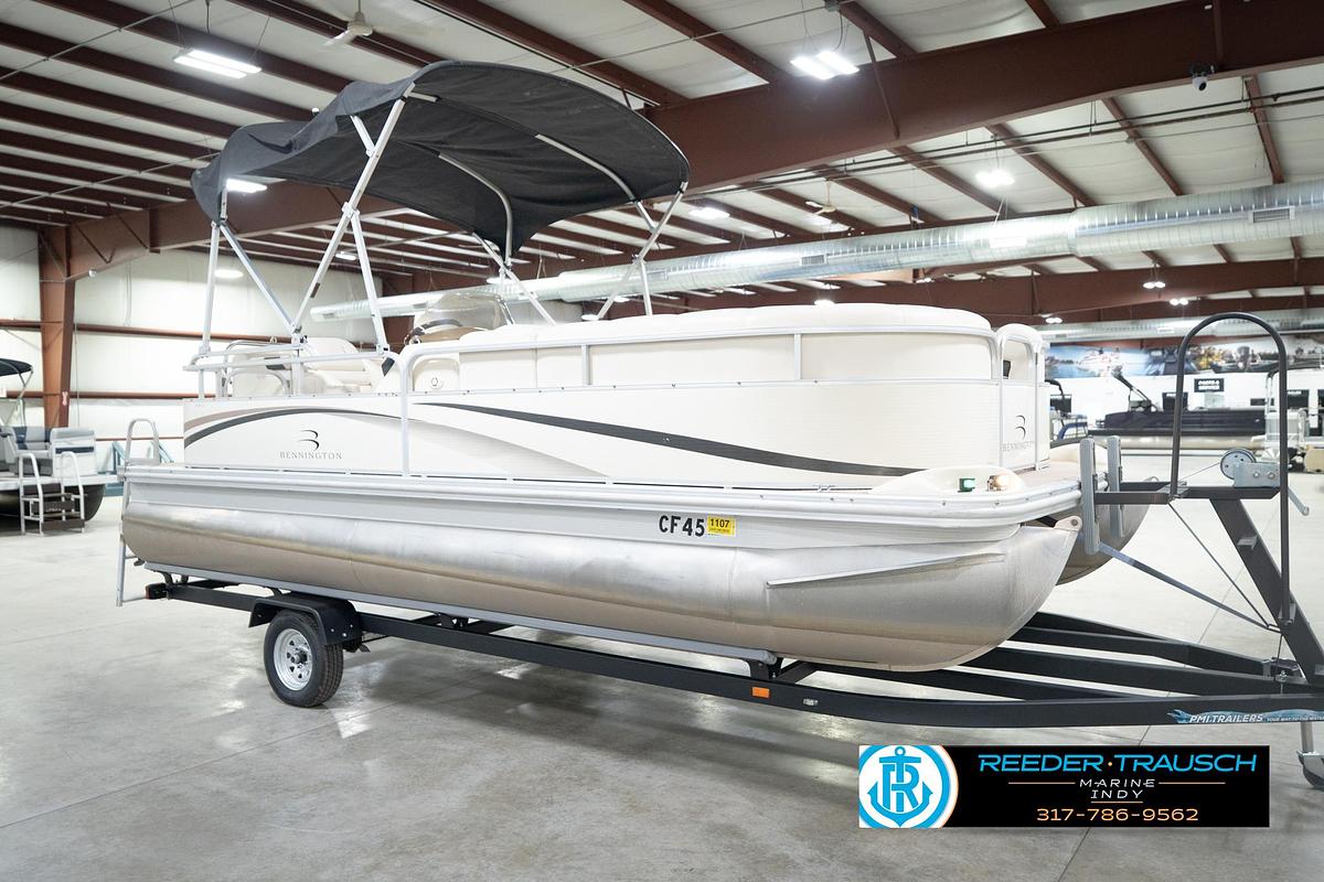 Used 2003 Bennington 2050 RL