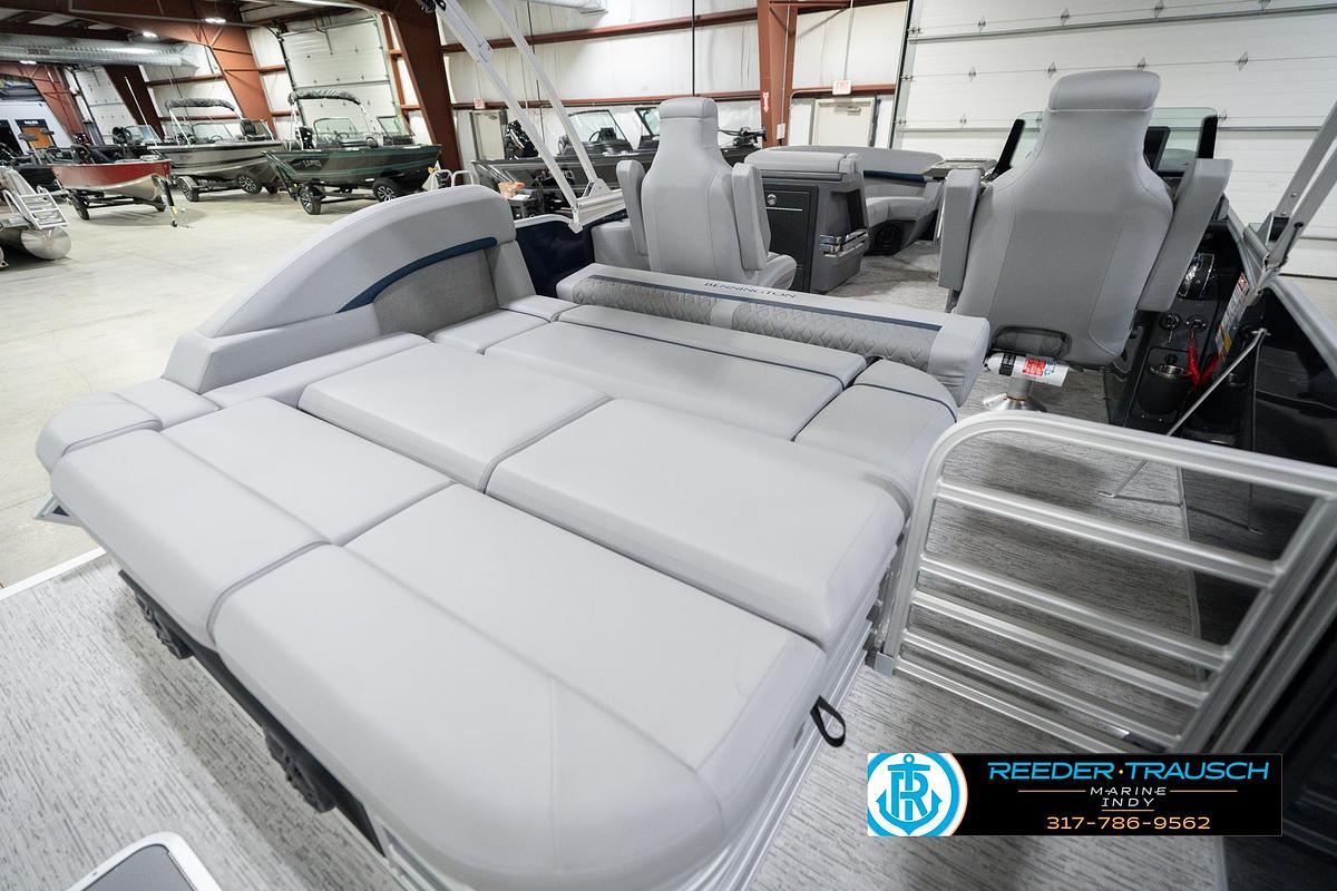 2026 Bennington 22 MSB