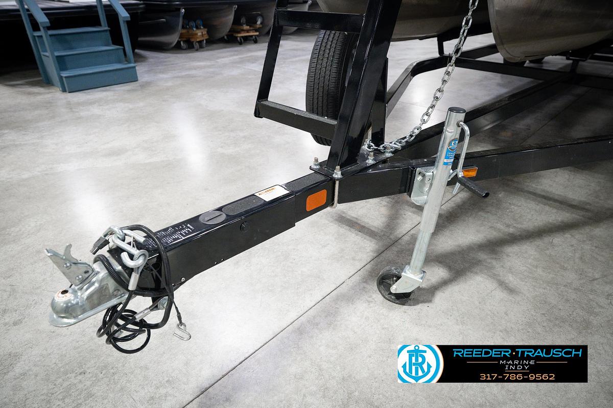 Used 2023 Bennington 23 SXSR