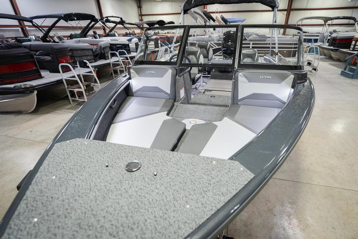 2026 Lund 1875 Crossover XS