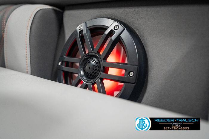 2025 Bennington 23 RSB