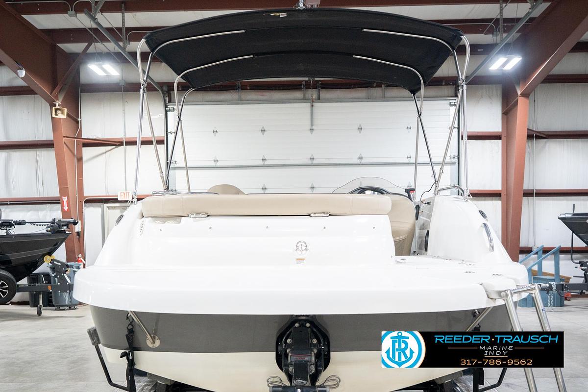 Used 2017 Hurricane SS 202