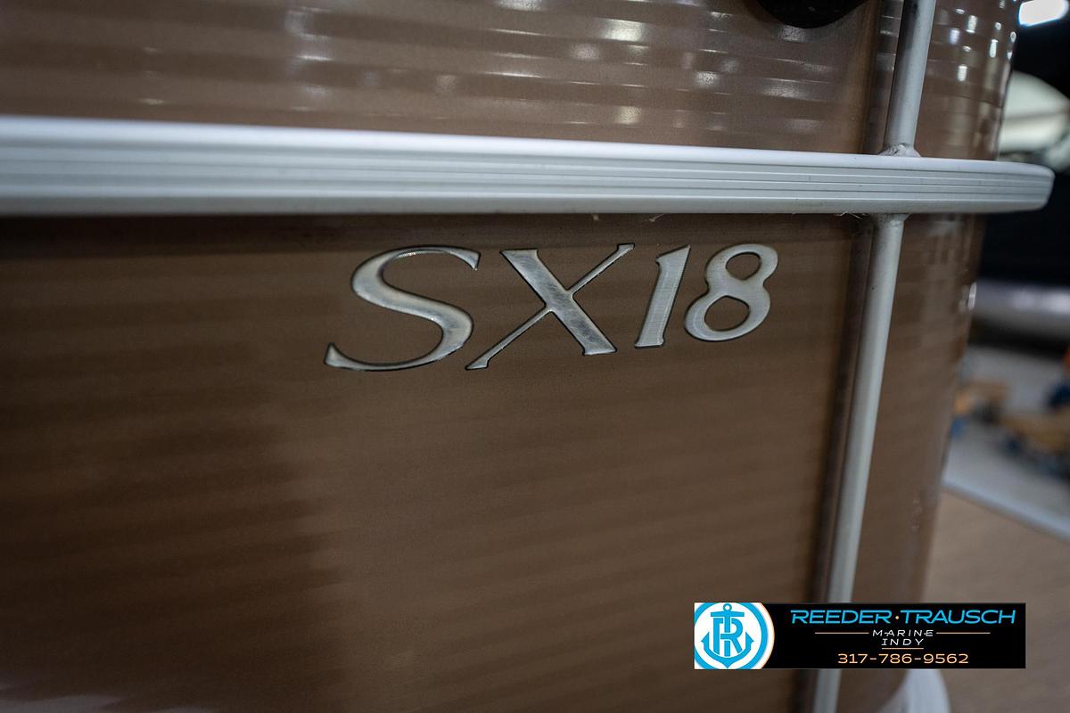Used 2017 Bennington 18 SLX