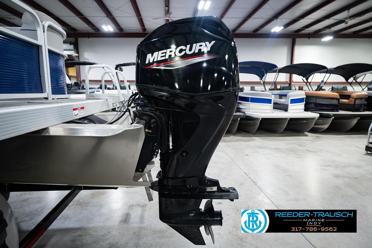 Used 2021 Bennington 22 SVSR