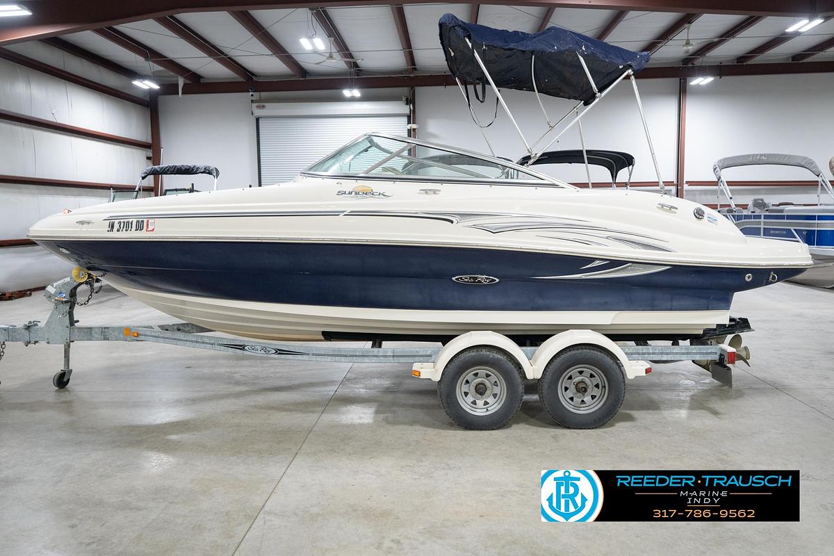 Used 2005 Sea Ray 200 Sun Deck