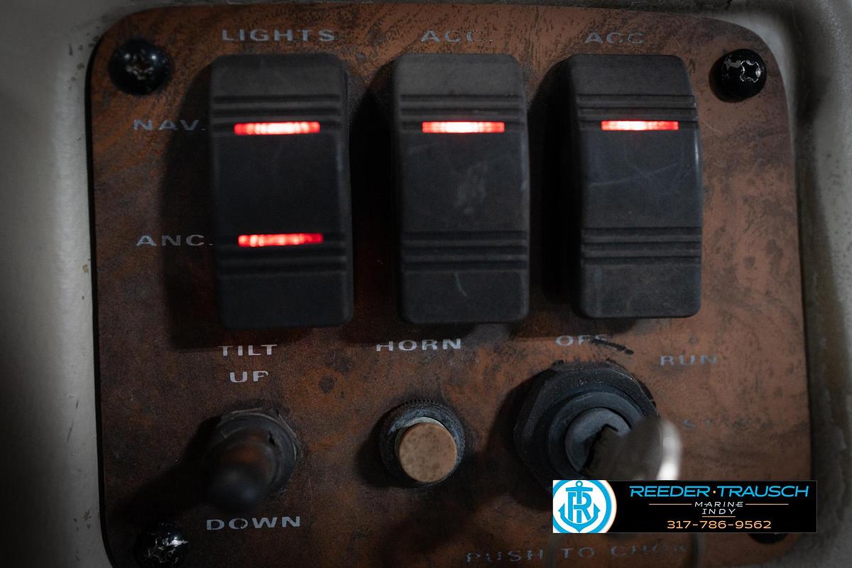 Used 1996 Suntracker Party Barge 24