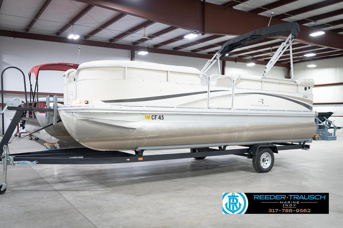 Used 2003 Bennington 2050 RL