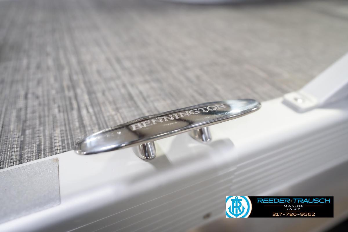 Used 2024 Bennington 23 LSB