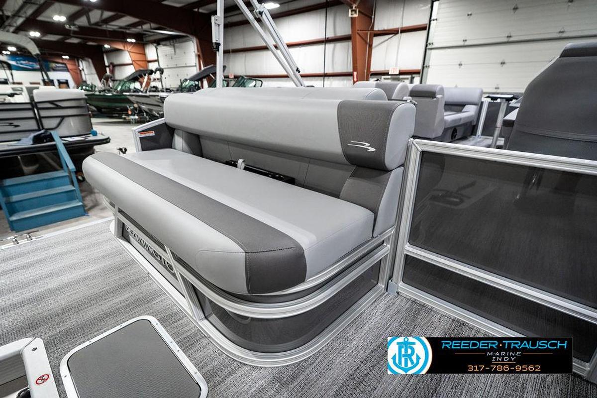 2025 Bennington 21 SLJ