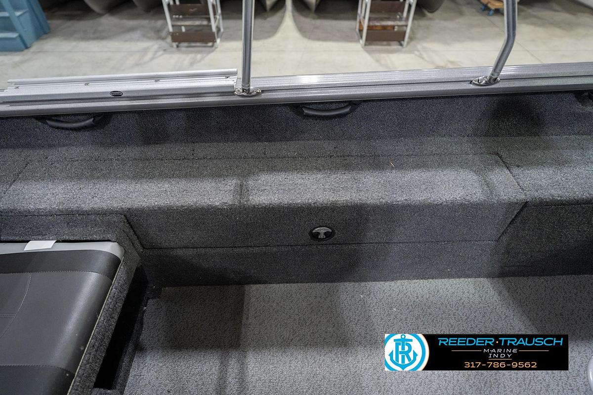 Used 2023 Lund 1875 Impact XS