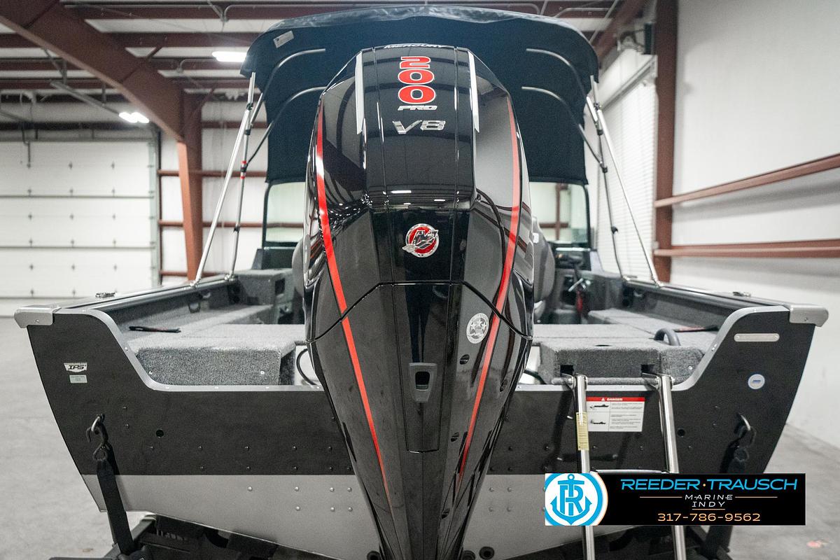 2025 Lund 2075 Impact XS