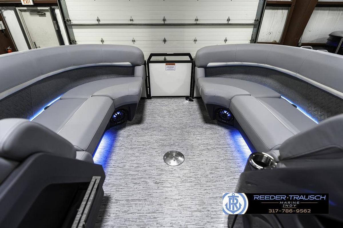 2025 Bennington 22 MFB