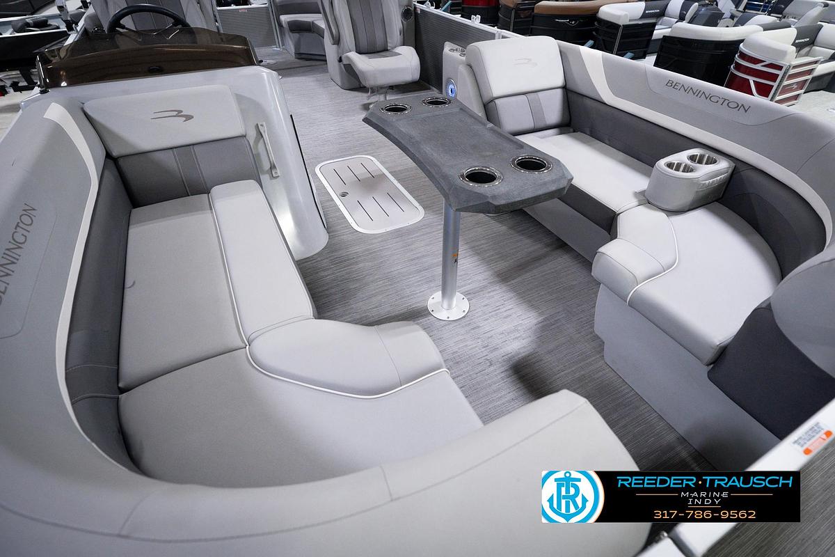 Used 2023 Bennington 23 SXSR