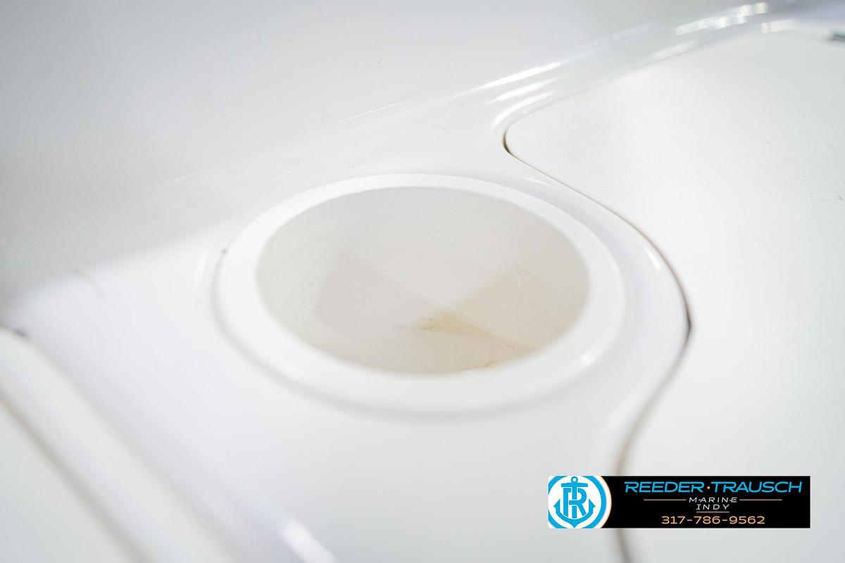 Used 2004 Tahoe 204I