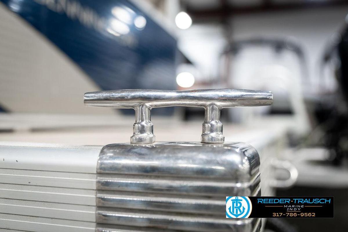 Used 2011 Bennington 20 SFI