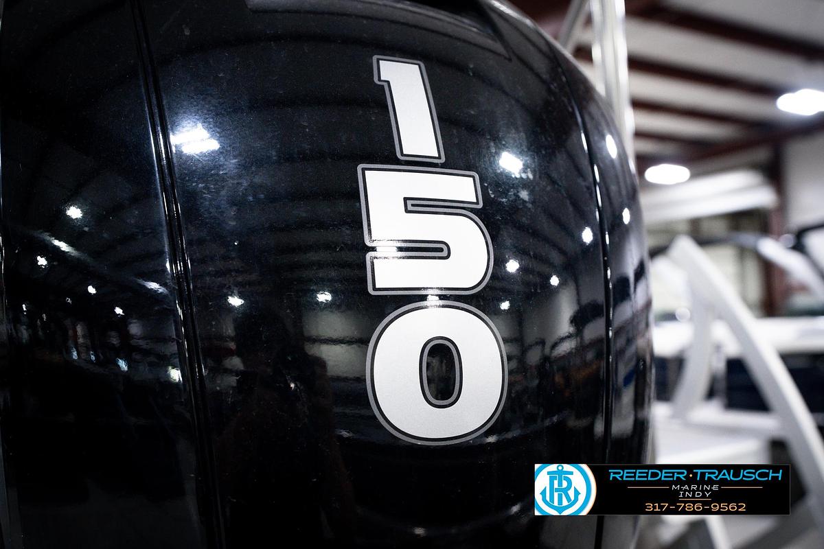 Used 2023 Bennington 23 SXSR