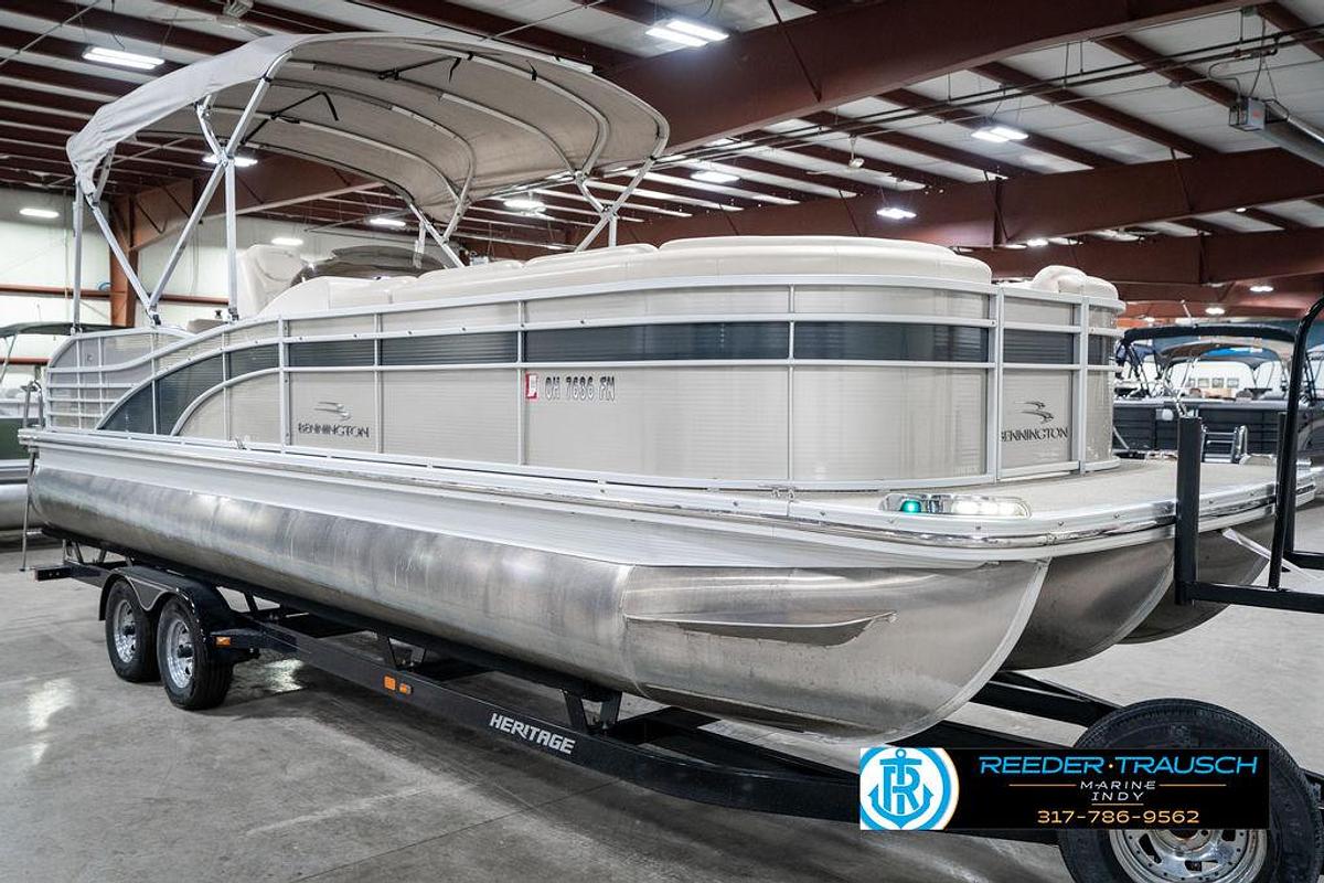 Used 2014 Bennington 25 RCB