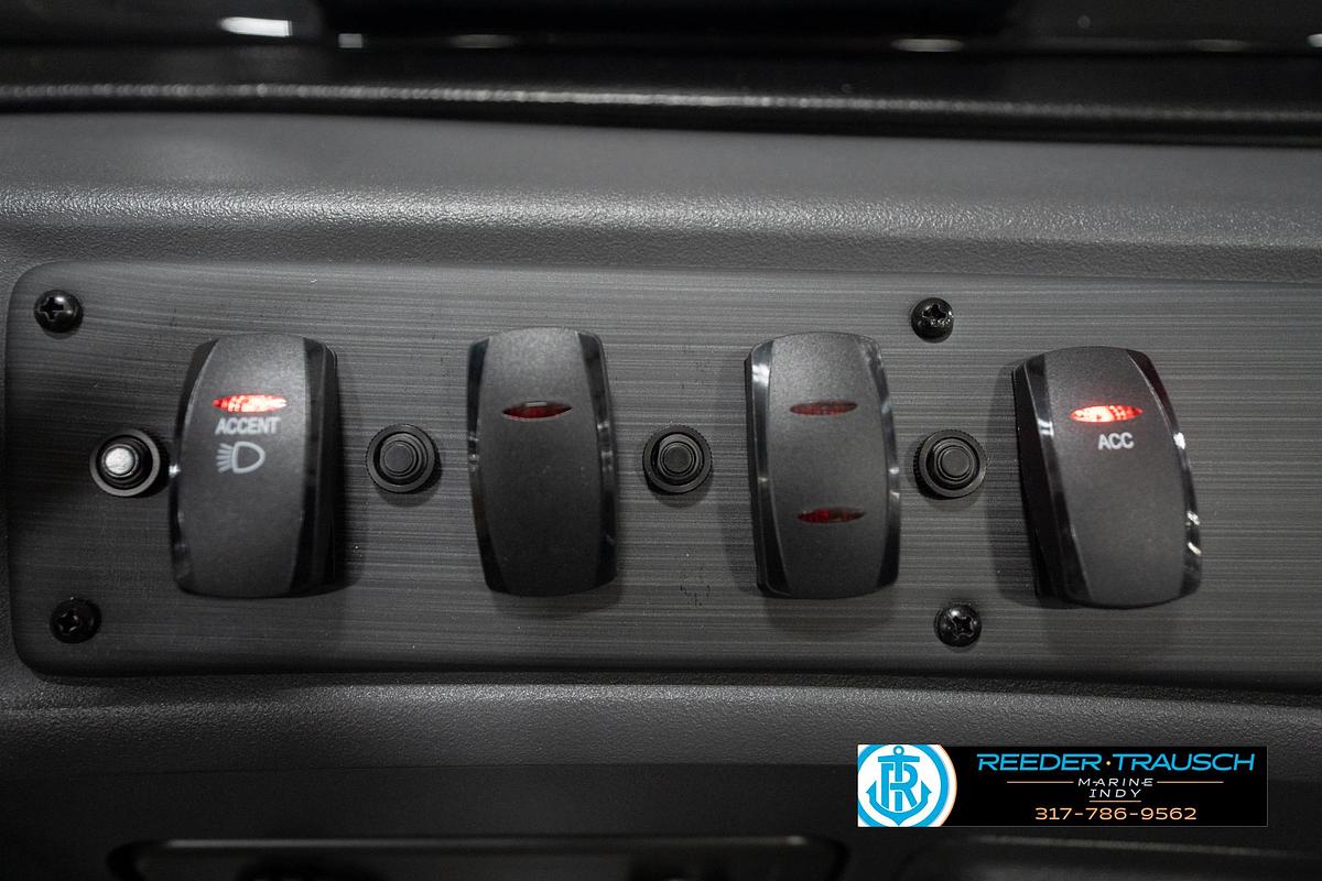 2026 Bennington 20 SL