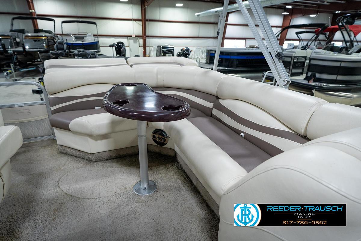 Used 2004 Bennington 20 SL