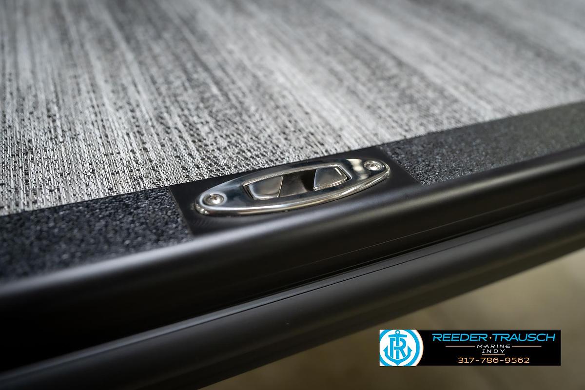 2026 Bennington 26 MSB