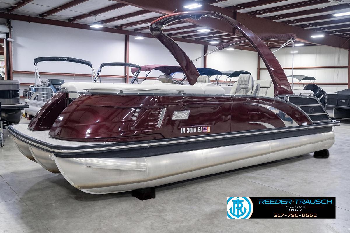 Used 2022 Bennington 23 QXFBA