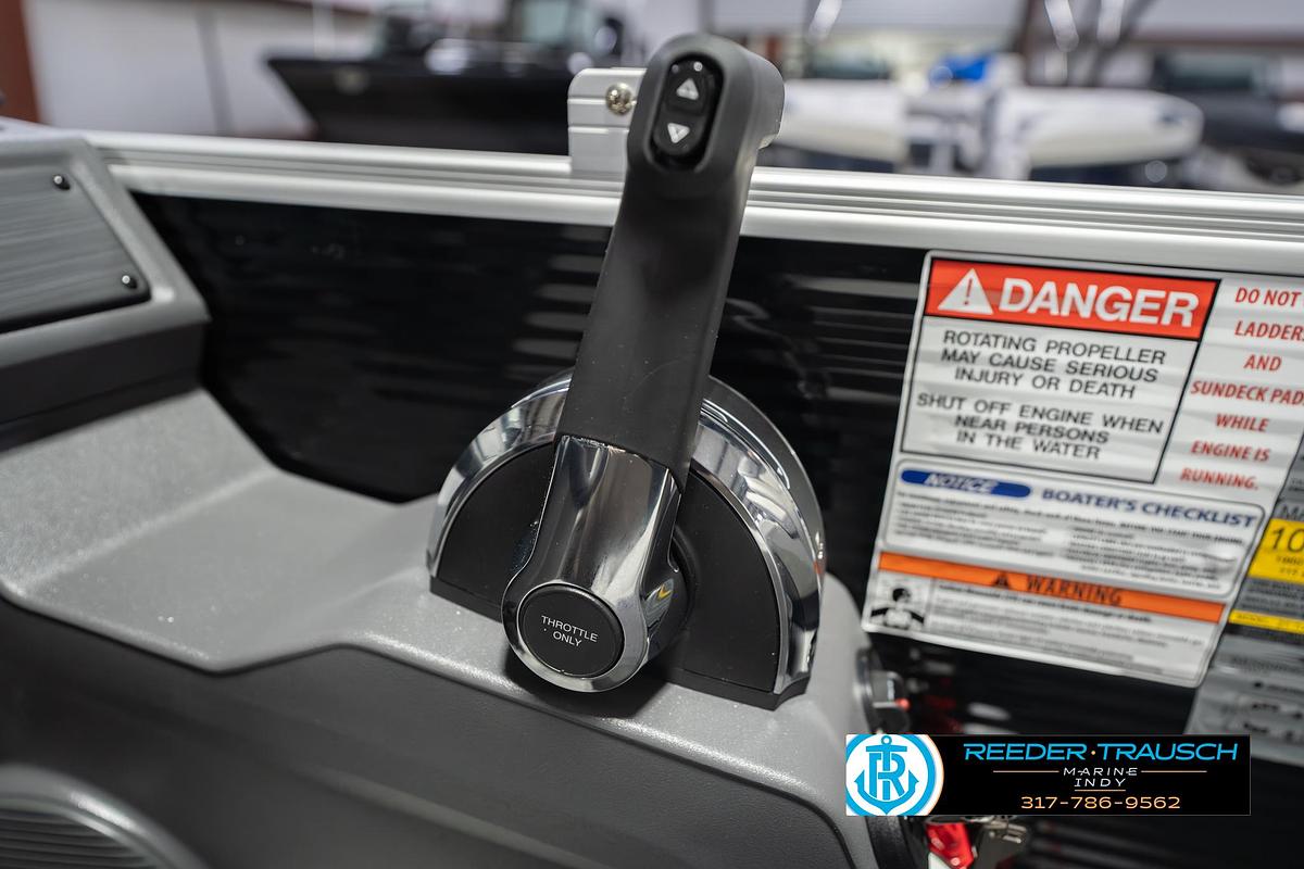 2026 Bennington 22 SSR