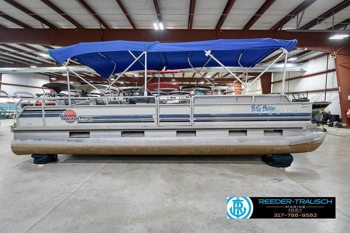 Used 1992 Sun Tracker Party Barge 24
