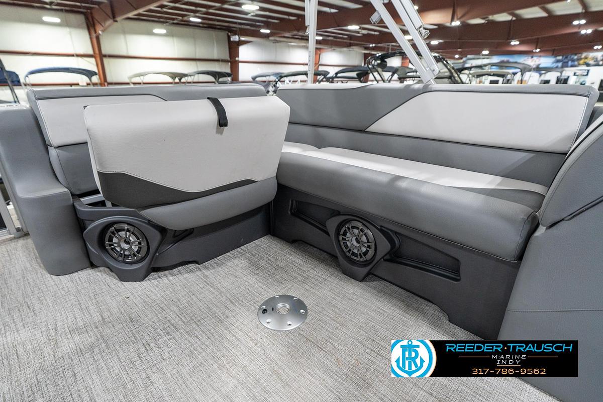 Used 2023 Avalon 2180 VENT CR