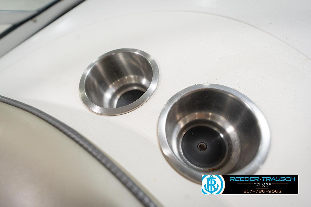 Used 2005 Sea Ray 200 Sun Deck