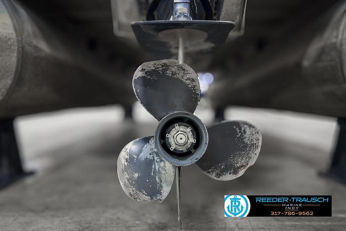 Used 2006 Crest Caribbean 2570