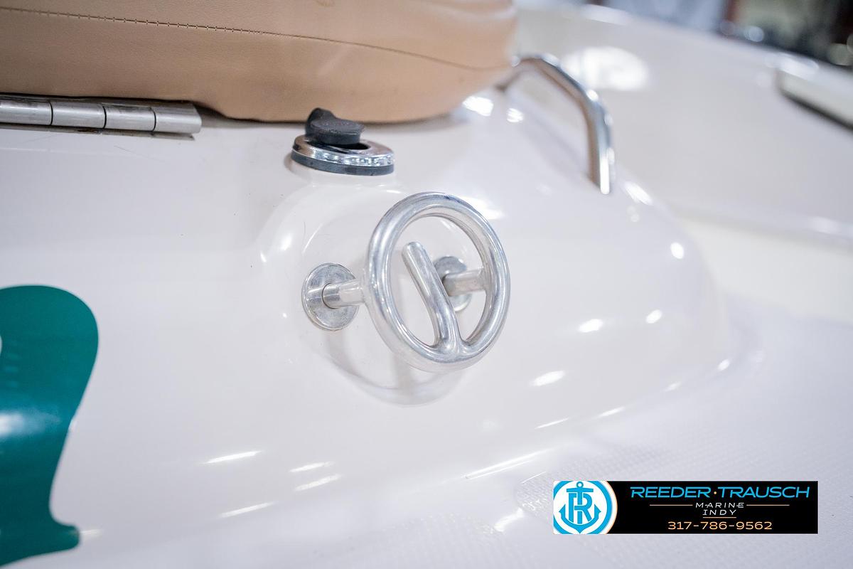 Used 2004 Tahoe 204I