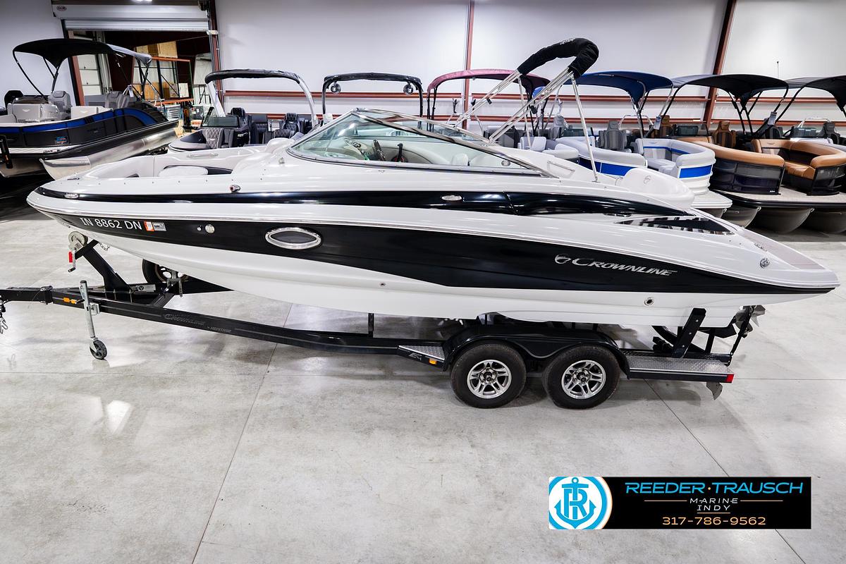 Used 2012 Crownline E4