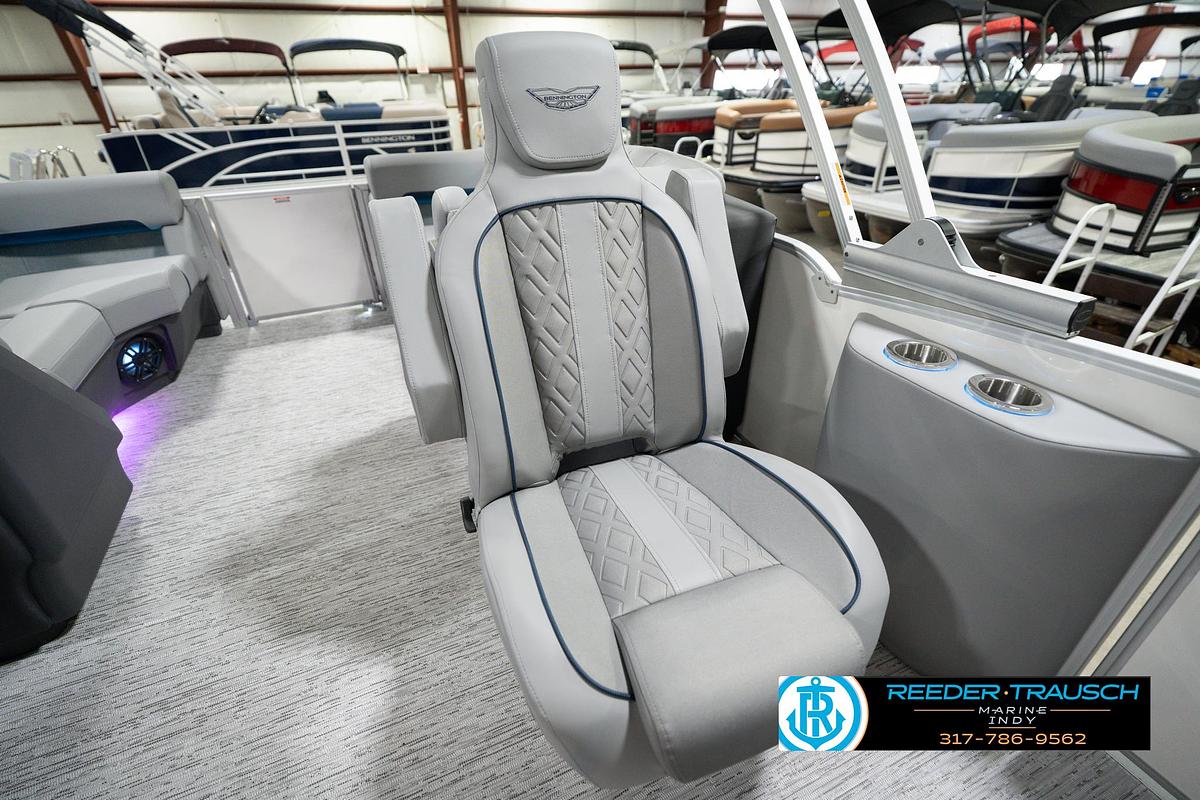 2026 Bennington 22 MFB