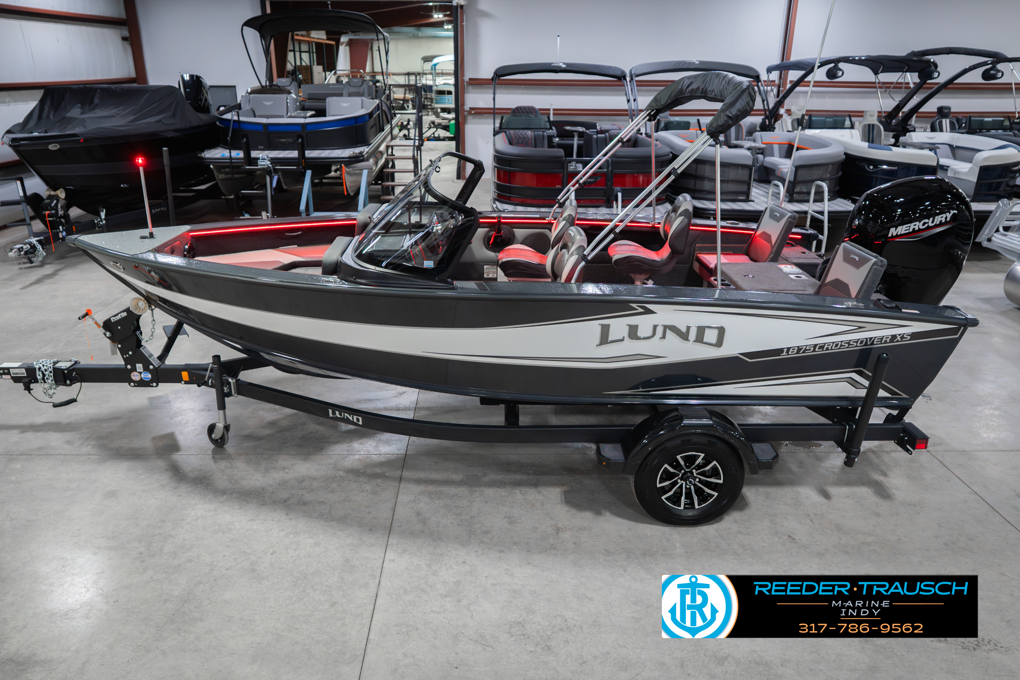 2026 Lund Crossover XS 1875 for Sale in Indianapolis, IN